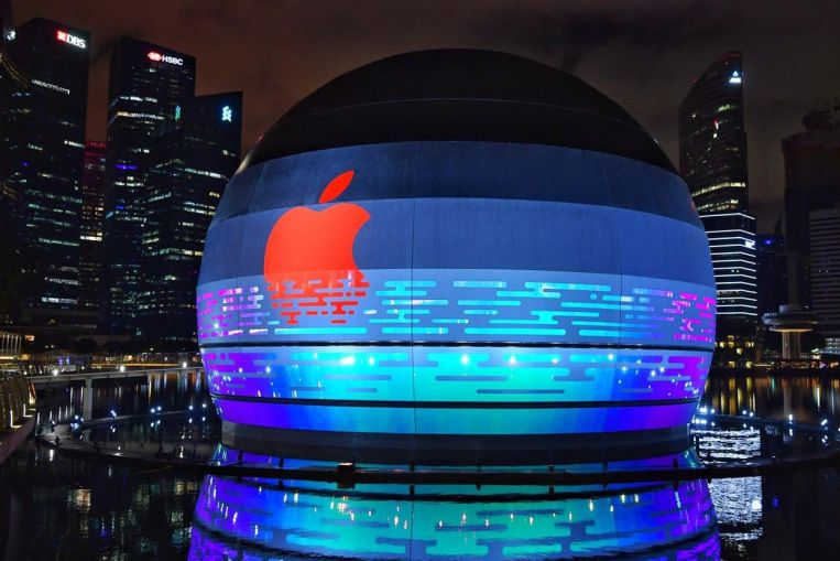 La primera tienda de Apple del mundo que se asienta sobre el agua abrirá pronto en Marina Bay Sands, Tech News & Top Stories