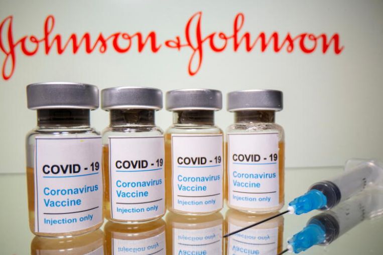 Johnson & Johnson comienza a probar dos dosis de su vacuna candidata Covid-19