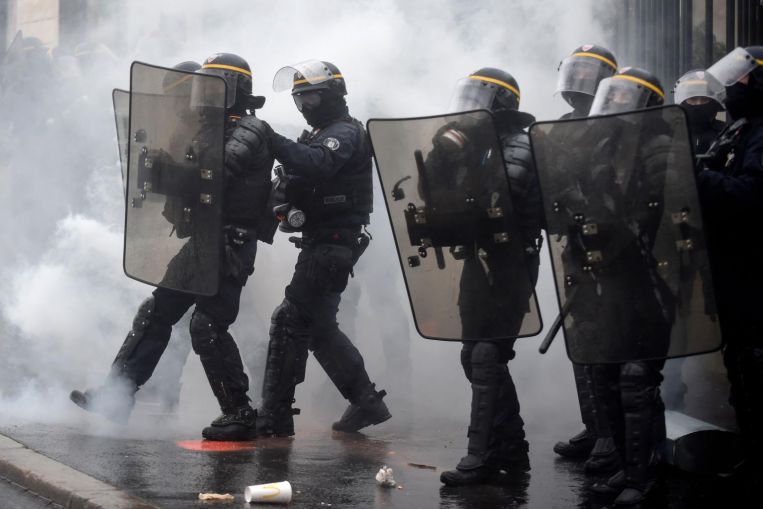Grupos ponen al estado francés bajo aviso legal por racismo policial