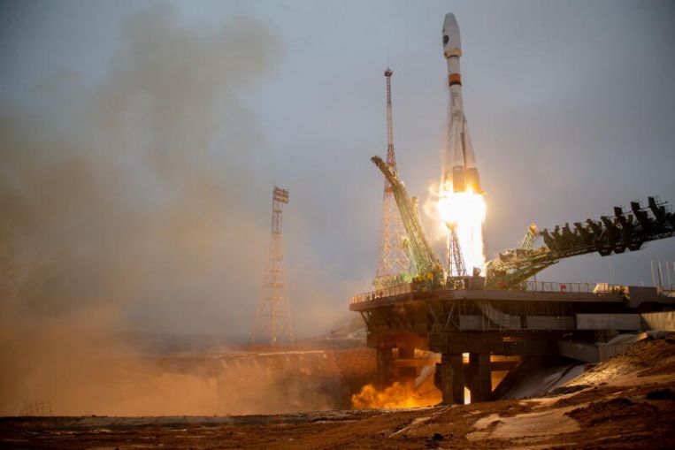 Rusia lanza satélite para monitorear el clima ártico