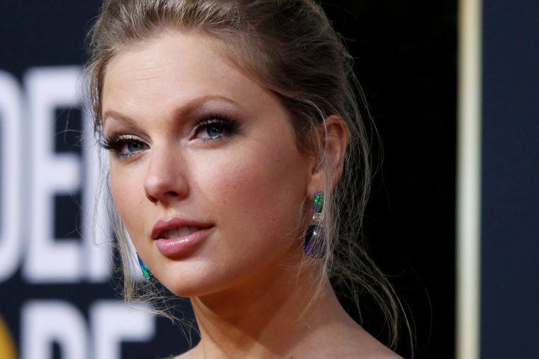 Taylor Swift revela 'canciones de la caja fuerte' en el nuevo álbum Fearless grabado