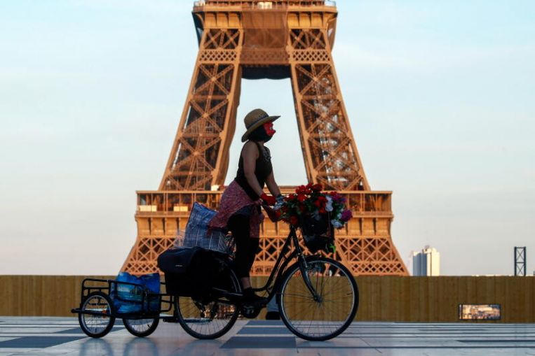 La Torre Eiffel reabrirá el 16 de julio, mientras que Francia ralentiza el Covid-19