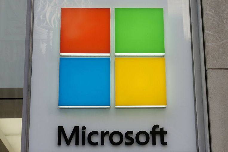 Revisión de diseño con herramienta de conferencia integrada cuando Microsoft presenta Windows 11