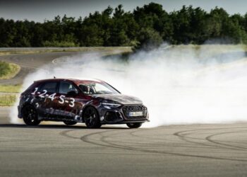 Fast Lane: Audi RS3 obtiene el primer divisor de par trasero, Porsche establece un nuevo récord en Nurburgring