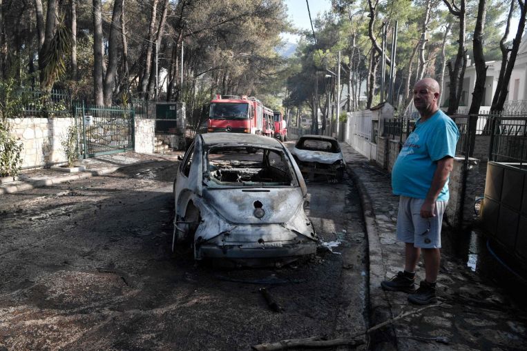 Apicultor será juzgado por incendio forestal cerca de Atenas