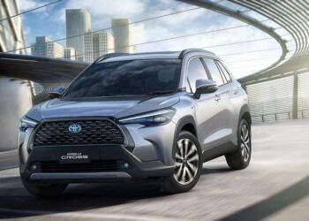 Fast Lane: Toyota Corolla crossover llegará en 2022, Aston Martin construye su convertible más poderoso