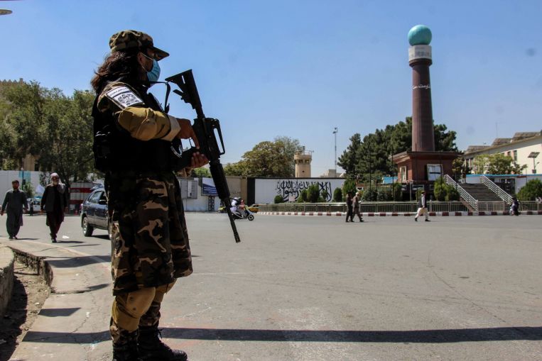 Blinken dice que la legitimidad de los talibanes tendrá que 'ganarse'