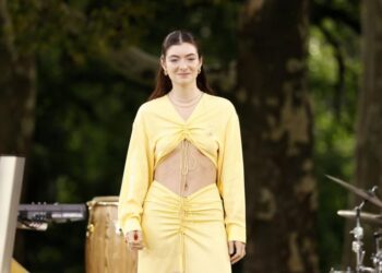 El cambio del cantante Lorde del estrellato pop a la vida doméstica inspiró el nuevo álbum Solar Power