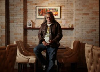 Música pandémica: las restricciones de viaje llevaron al álbum número 23 de Ramli Sarip
