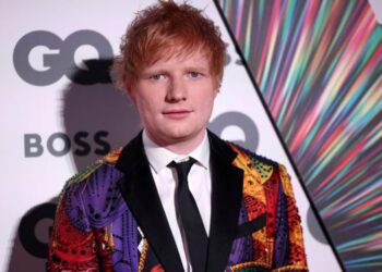 Ed Sheeran encabeza las listas de Billboard con la ayuda de las ventas de álbumes
