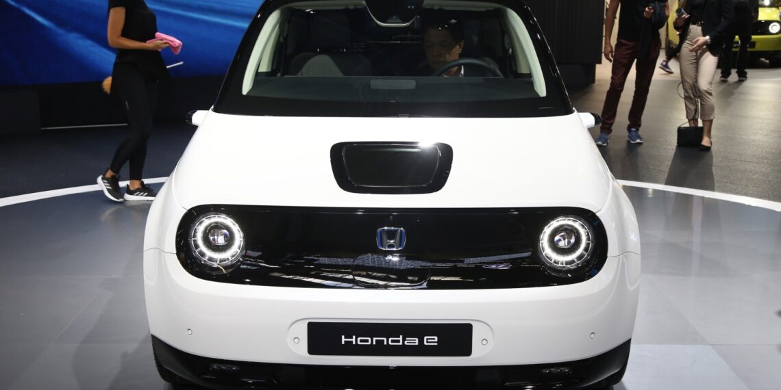 Honda e: lindo auto eléctrico de ciudad a partir de £ 26,160