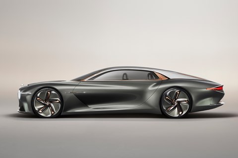 EXP 100 GT lado