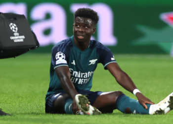 Bukayo Saka del Arsenal se retira de la selección de Inglaterra debido a una lesión en el tendón de la corva;  no hay reemplazo nombrado