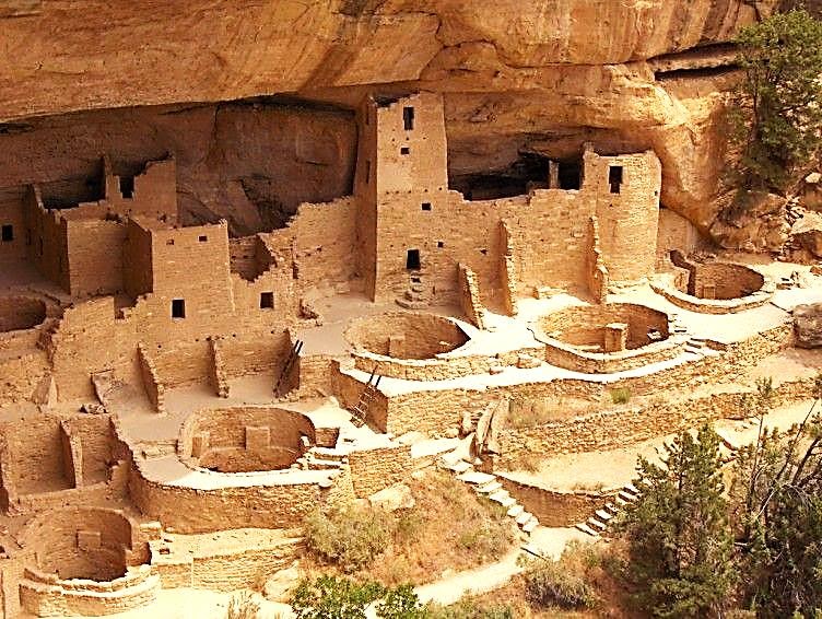 Los Anasazi