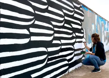 Explorando la ciudad: Los mejores tours de arte callejero