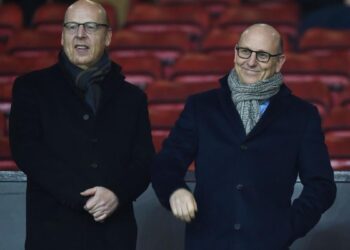 Man United enfrenta los mismos viejos problemas con los Glazer, pero mirar a Newcastle muestra lo que se necesita para resolverlos
